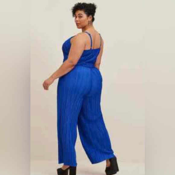 Torrid Vibrant Blue Pleated Jumpsuit - Picture 2 of 4